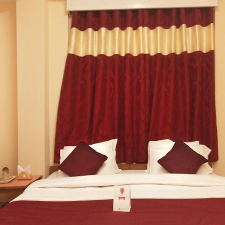 Oyo 13521 Sudhriti Hotel Siliguri Eksteriør bilde